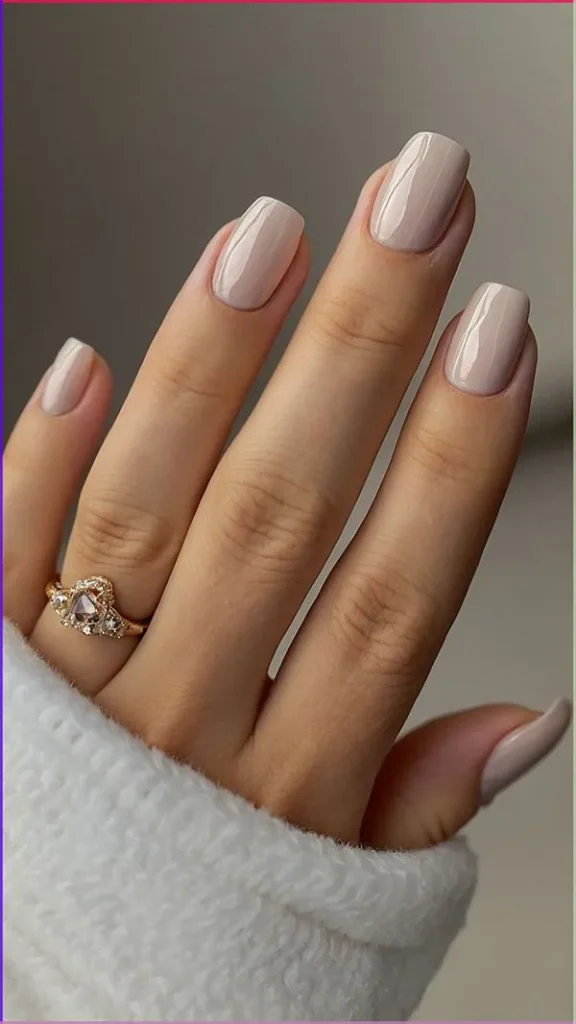 جدیدترین مدل ناخن رنگ های نود 1404؛ رنگای آرومی که ناخناتو زیباتر میکنه! 11 Nude nail designs 8