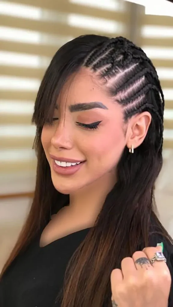 مدل بافت مو یک طرفه زیبا؛ استایلی دخترونه و شیک برای 2025 ! 31 One sided hair weave model 25