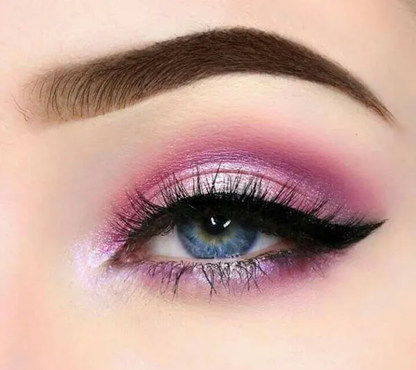 Pink eye makeup 22