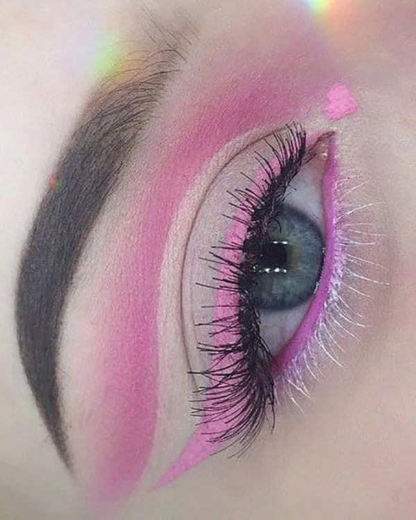 Pink eye makeup 27