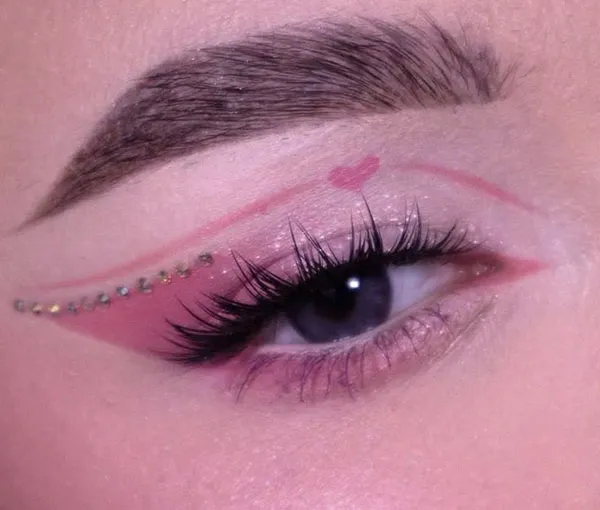 Pink eye makeup 30