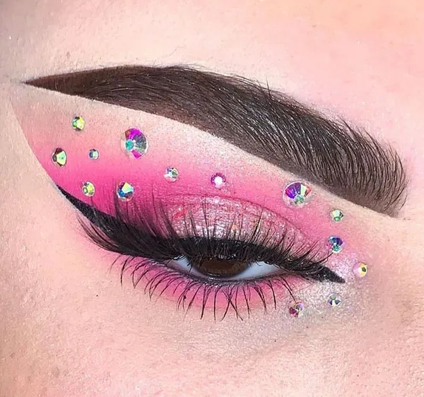 Pink eye makeup 5