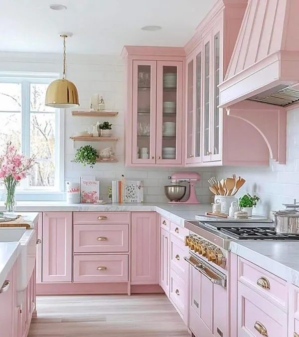 40 مدل دکوراسیون صورتی آشپزخانه کیوت؛ وقتی آشپزخونت تبدیل به یک فضای دلبرانه میشه! 4 Pink kitchen decoration 1