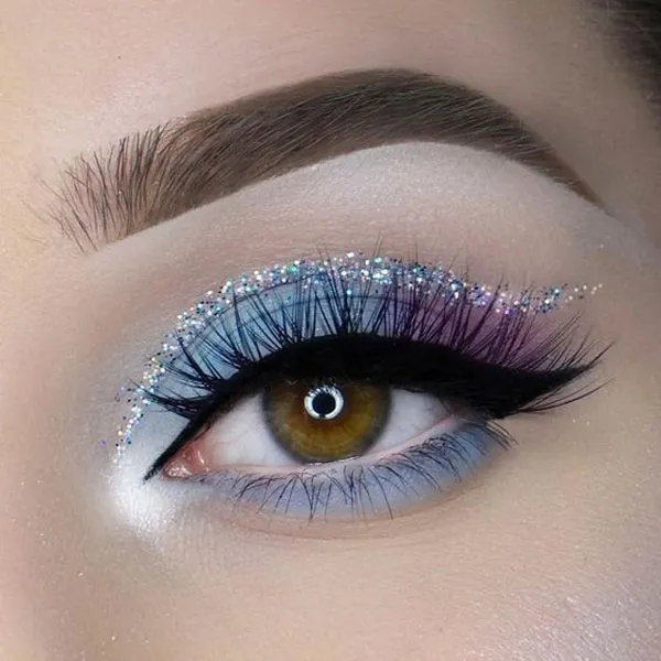 چند مدل سایه چشم دخترانه ترندی و لاکچری 1404 14 Several eye shadow models 11