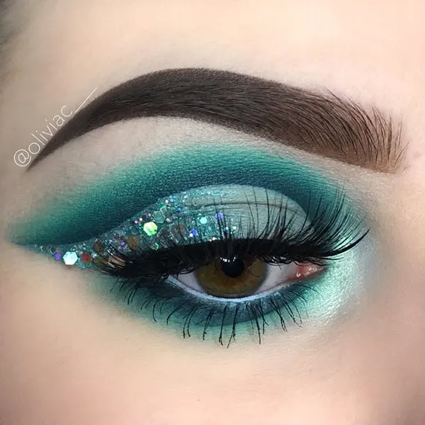 چند مدل سایه چشم دخترانه ترندی و لاکچری 1404 20 Several eye shadow models 18