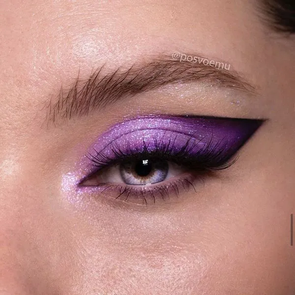 چند مدل سایه چشم دخترانه ترندی و لاکچری 1404 33 Several eye shadow models 32