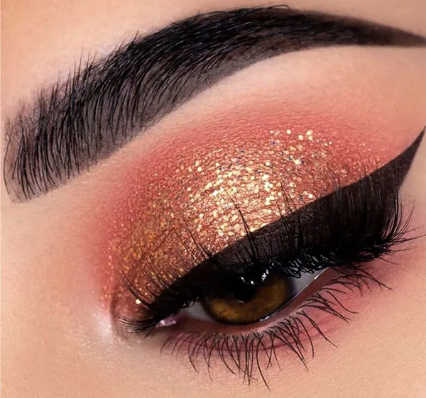 چند مدل سایه چشم دخترانه ترندی و لاکچری 1404 11 Several eye shadow models 9