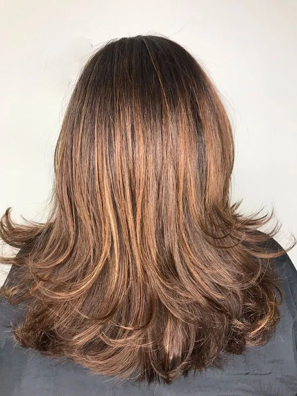 37 مدل موی لیر تا سر شانه دخترانه؛ استایلی که هیچوقت از مد نمیافته ! 17 Shoulder length hair style 13