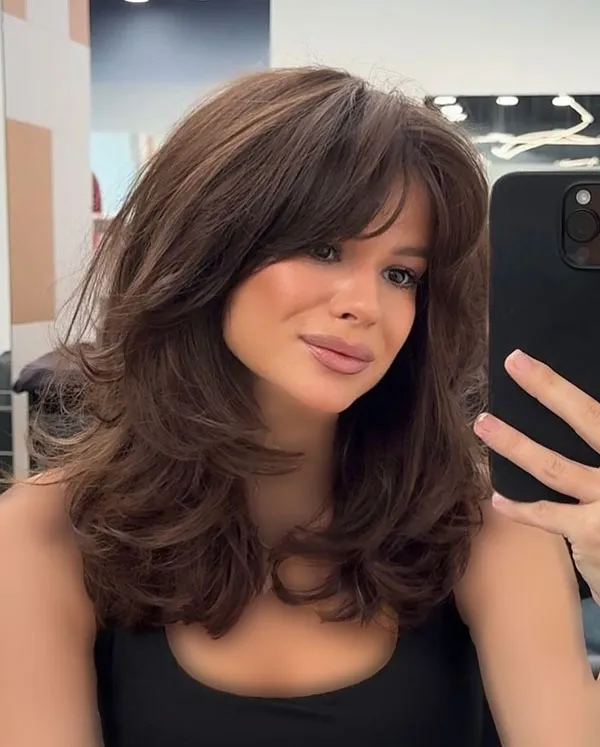 37 مدل موی لیر تا سر شانه دخترانه؛ استایلی که هیچوقت از مد نمیافته ! 21 Shoulder length hair style 17