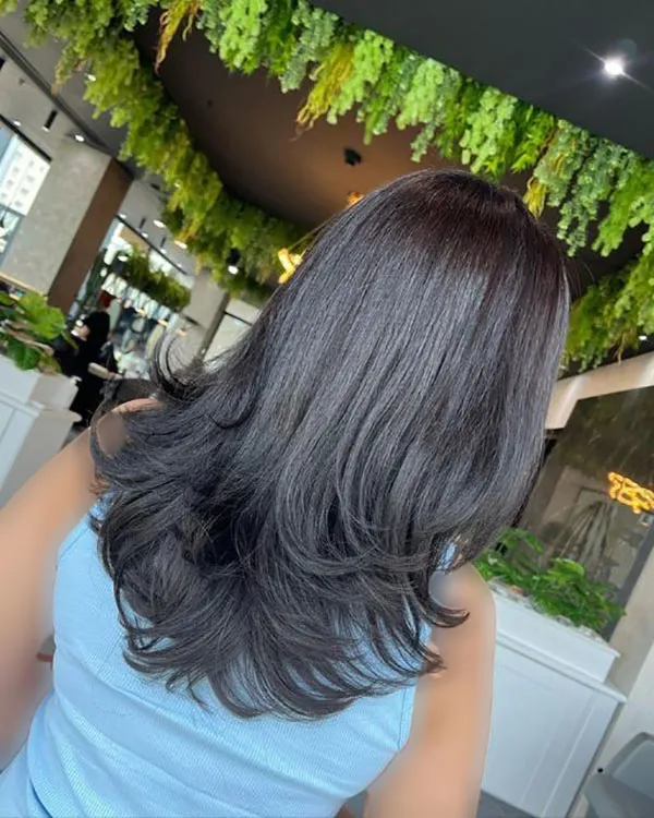 37 مدل موی لیر تا سر شانه دخترانه؛ استایلی که هیچوقت از مد نمیافته ! 23 Shoulder length hair style 19