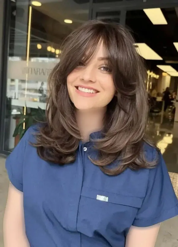 37 مدل موی لیر تا سر شانه دخترانه؛ استایلی که هیچوقت از مد نمیافته ! 32 Shoulder length hair style 26