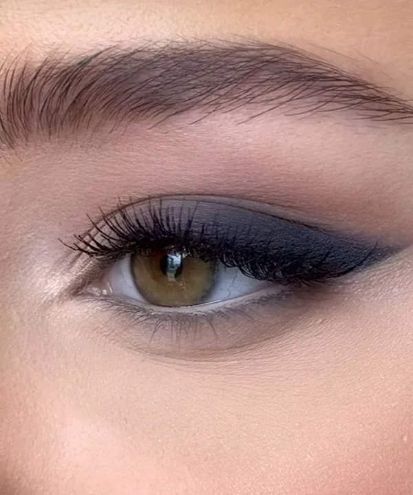 39 مدل ارایش چشم تیره ساده | چشماتو دلبرتر از همیشه کن! 10 Simple dark eye makeup 7