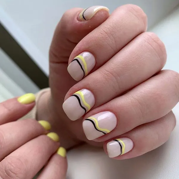Simple nail design 16