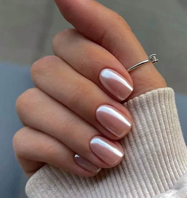 Simple nail design 17