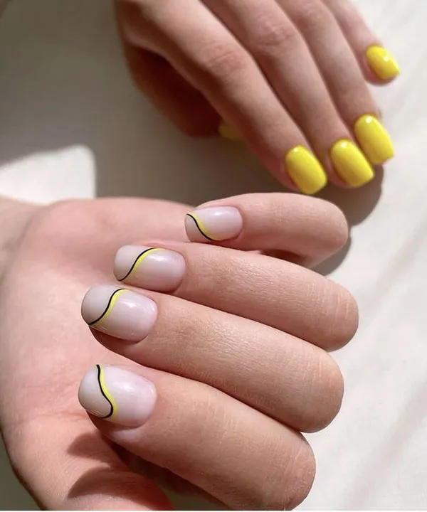 Simple nail design 23