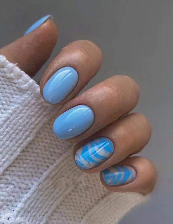Simple nail design 25