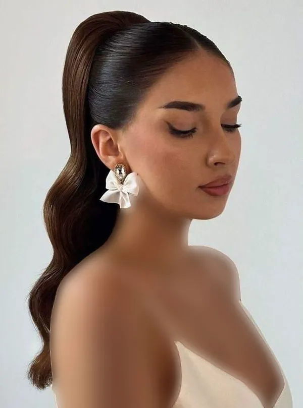 37 مدل موی دم اسبی شیک برای عروسی؛ ترکیب سادگی و لاکچری! 23 Stylish ponytail hairstyle for wedding 21