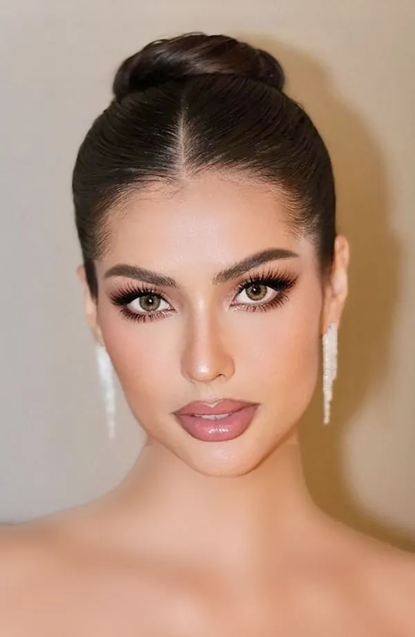The best hairstyle for women with long faces 1