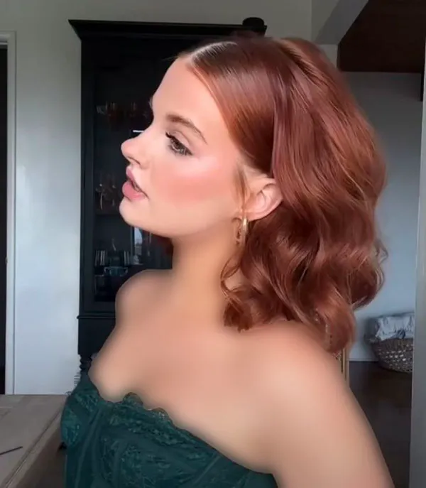 The best hairstyle for women with long faces 13