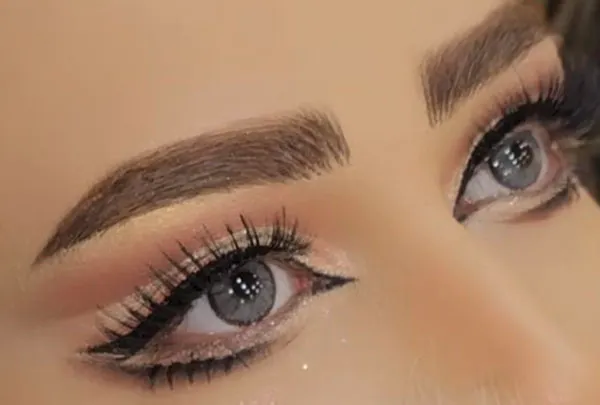 10 ایده اموزش سایه زدن چشم مجلسی؛ با این ترفندا چشمات درشت تر وجذاب تر میشه! 21 Tutorial on applying eyeshadow to the wedding dress 17
