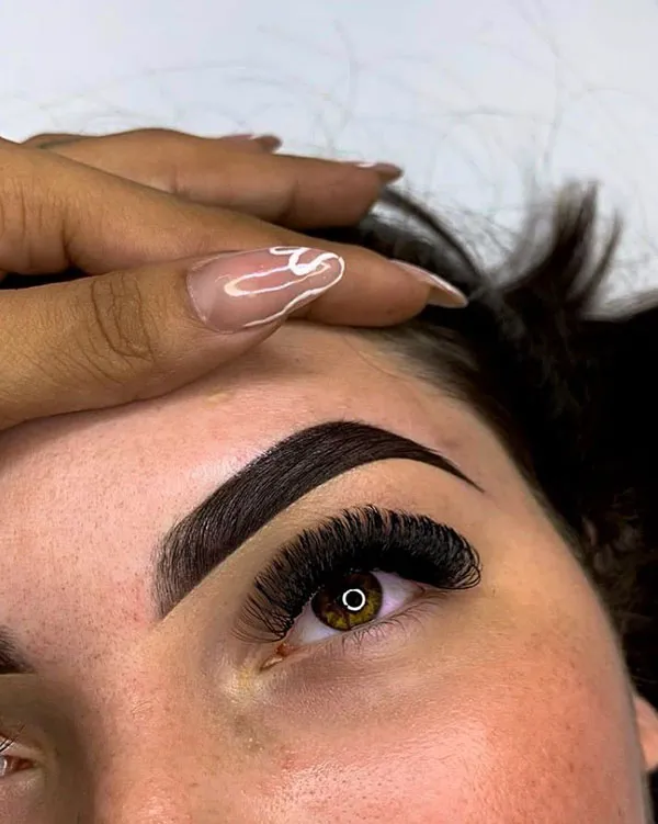 arched eyebrows 21