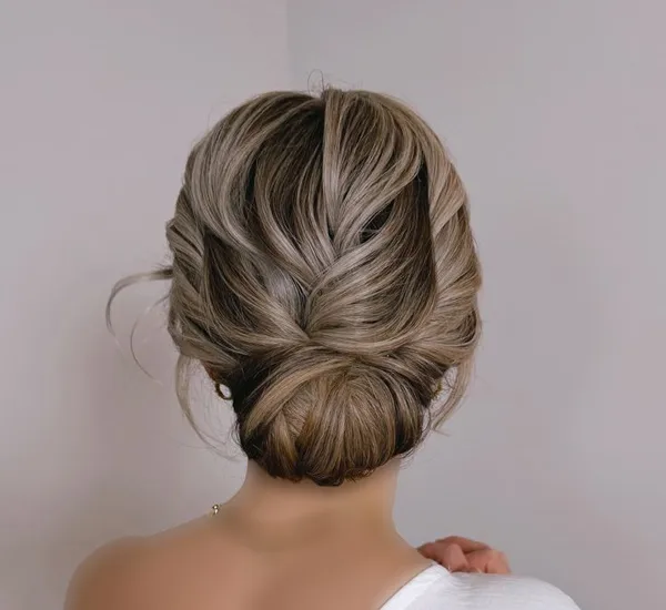 new european chignon hairstyles diakoland photo 13