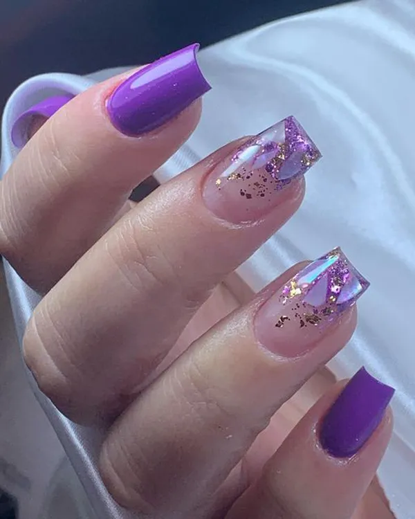طراحی و دیزاین ناخن بنفش 2025؛ دیزاینایی که امسال ترند شدن و استایلتو خاصتر میکنن💜 36 purple nails trend diakoland photo 36