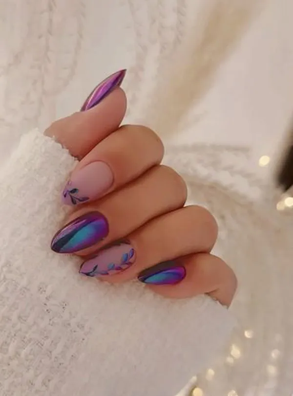 طراحی و دیزاین ناخن بنفش 2025؛ دیزاینایی که امسال ترند شدن و استایلتو خاصتر میکنن💜 7 purple nails trend diakoland photo 6