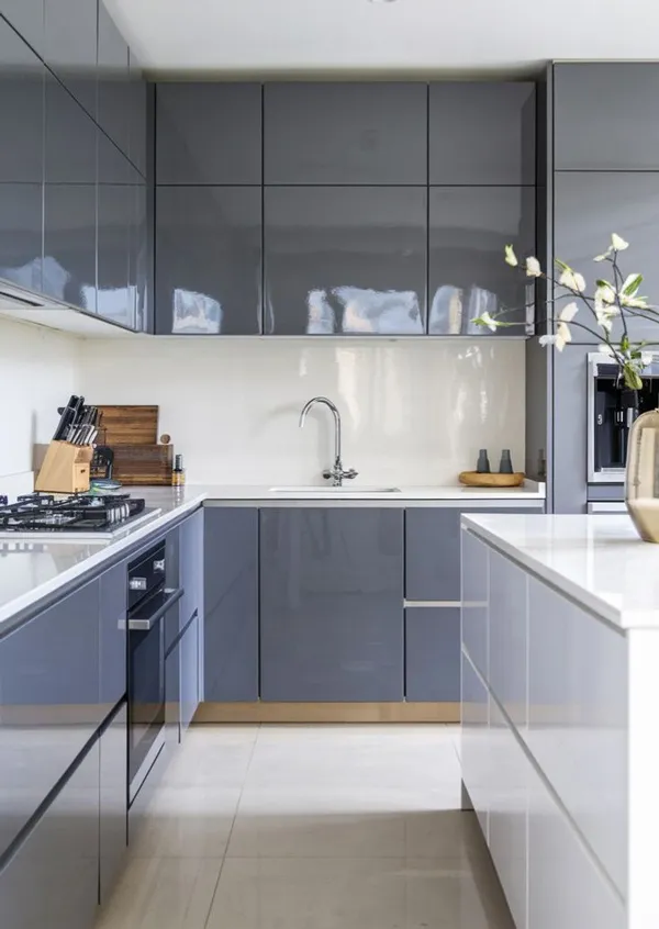 40 مدل رنگ کابینت های گلاس جدید | ترکیبهای جذاب برای آشپزخانه! 42 rang cabinet high gloss diakoland photo 33