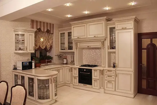 29 مدل کابینت رومی کیوت؛ شکوه کلاسیک در آشپزخانههای مدرن✨ 15 roman kitchen cabinets diakoland photo 10