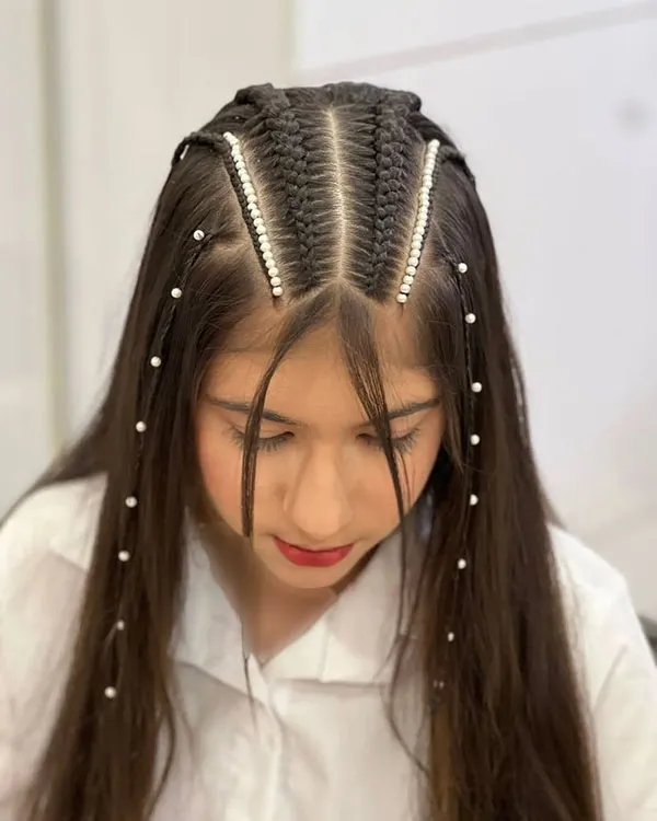 A few stylish and classy girls hair weaves with pearls 16