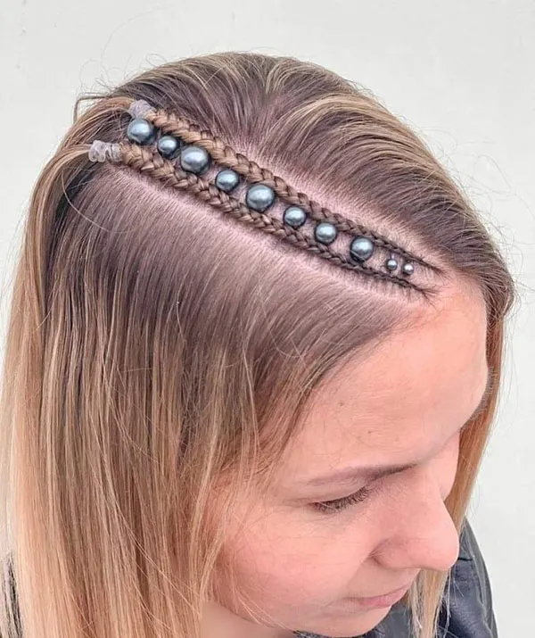 A few stylish and classy girls hair weaves with pearls 4