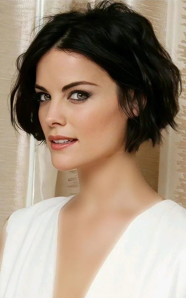 Beautiful short hairstyle 25