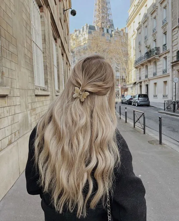 Beige hair color for women 25