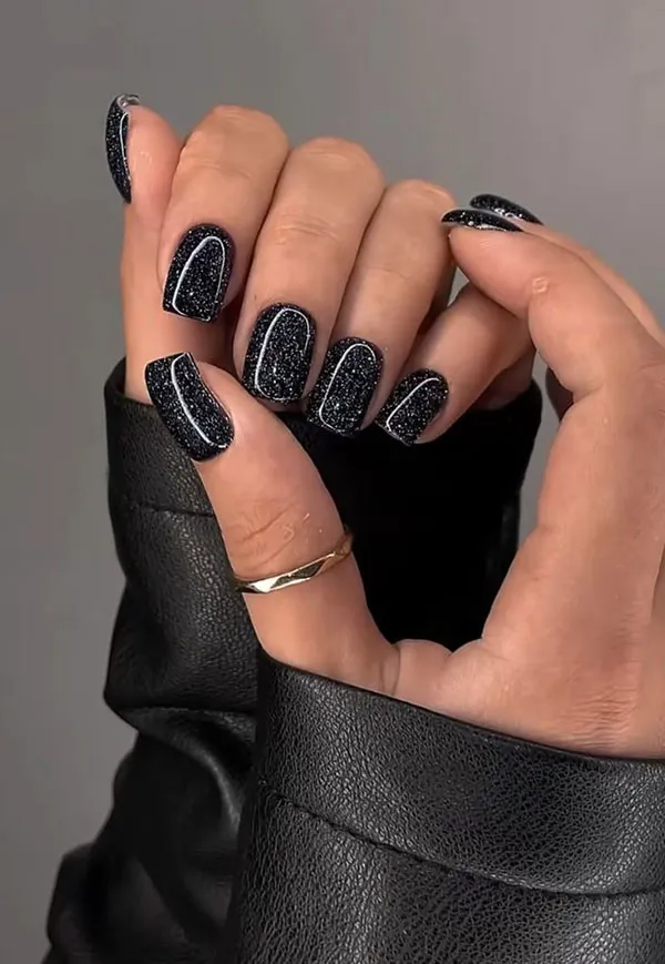 Black nail implant 21
