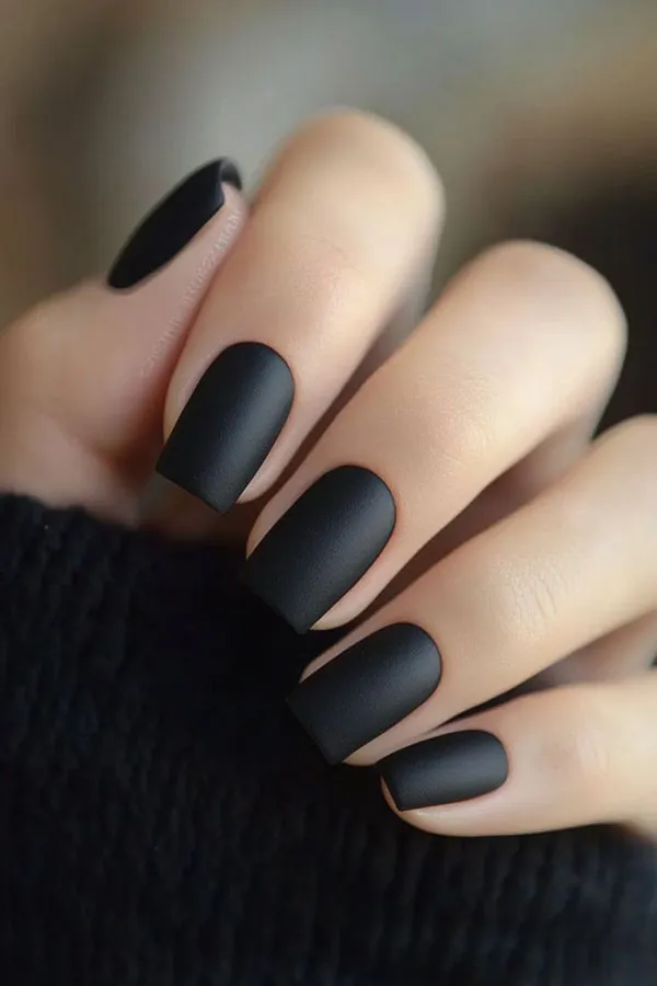 Black nail implant 25