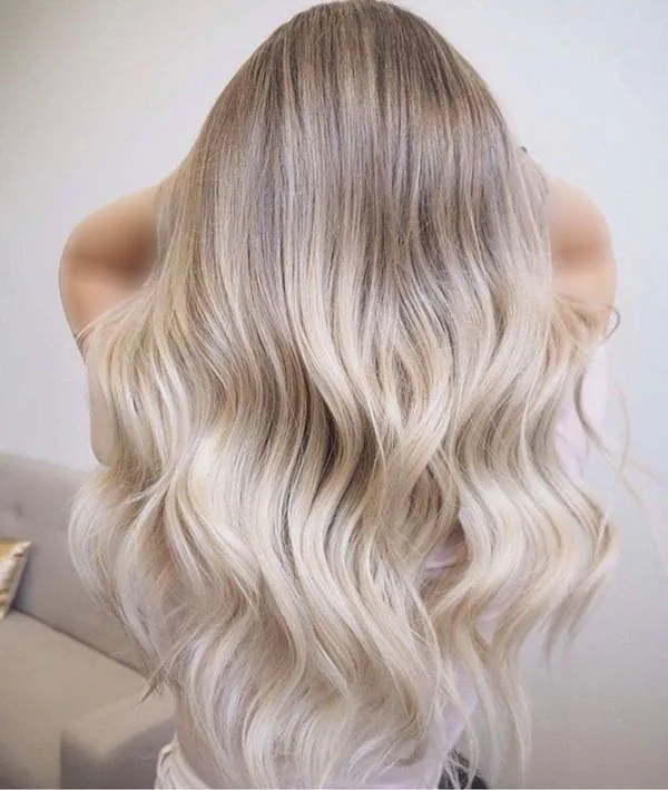 ببین رنگ مو بور 2025 چطور چهرهت رو لطیفتر و چشمگیرتر میکنه ! 28 Blonde hair color 25