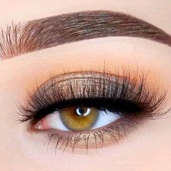 Bright eye shadow 22