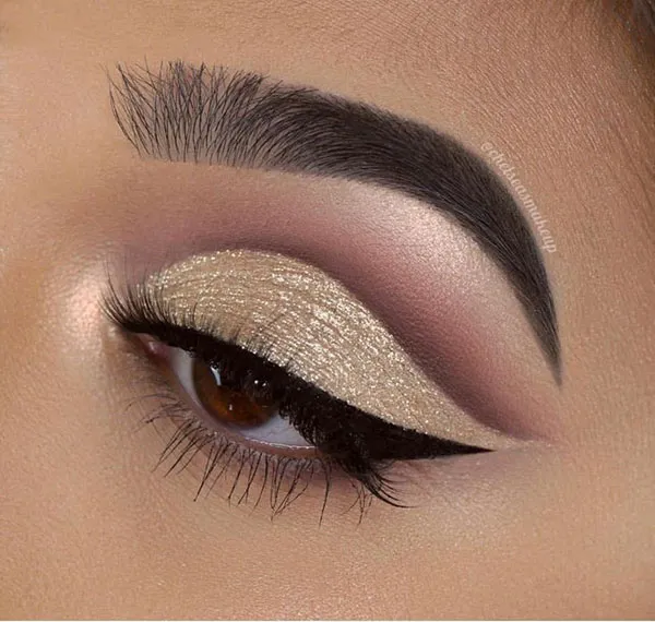 Bright eye shadow 3