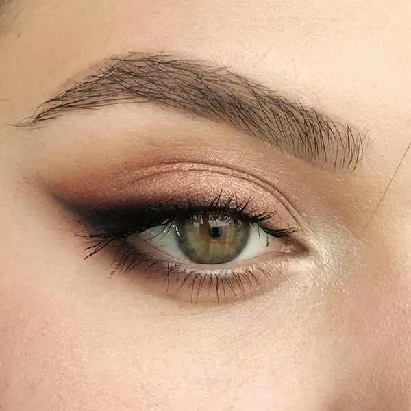 Bright eye shadow 5