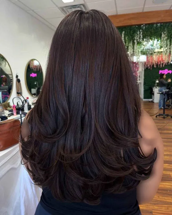 30 مدل رنگ مو قهوه ای سوخته؛ رنگی که تو رو خاص، آرام و جذاب نشون میده! 23 Burnt brown hair color 16