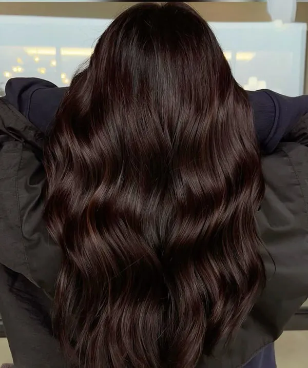 30 مدل رنگ مو قهوه ای سوخته؛ رنگی که تو رو خاص، آرام و جذاب نشون میده! 31 Burnt brown hair color 23