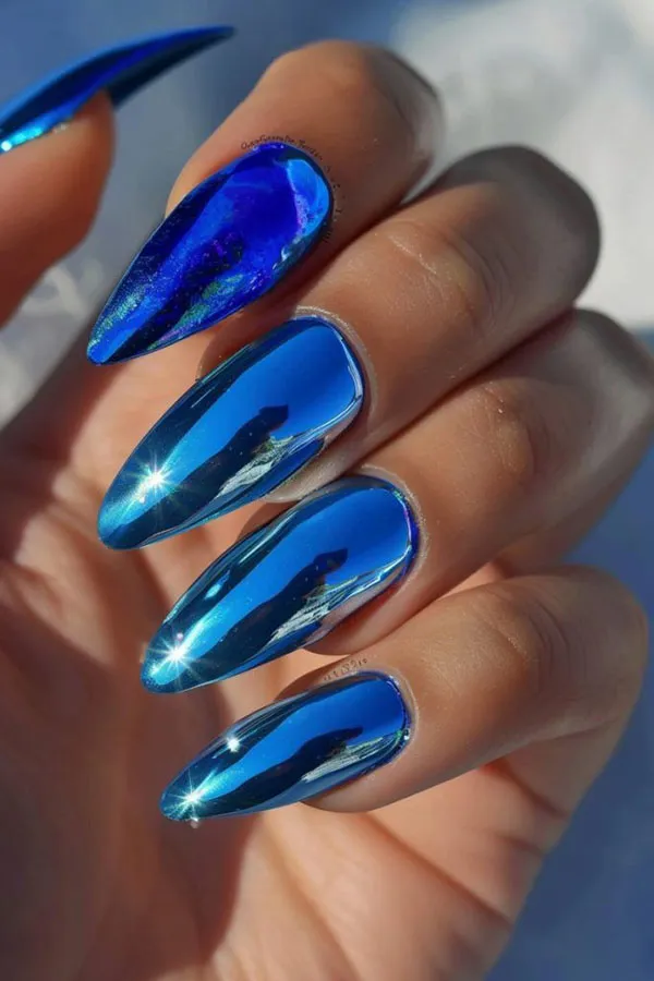 Chrome blue nails 22