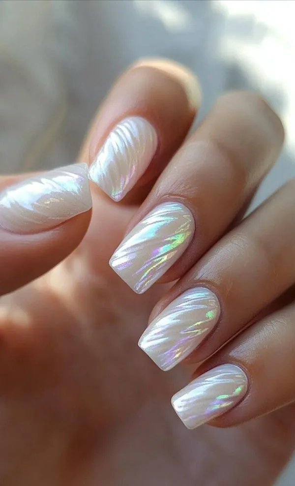 Chrome milk nail 16