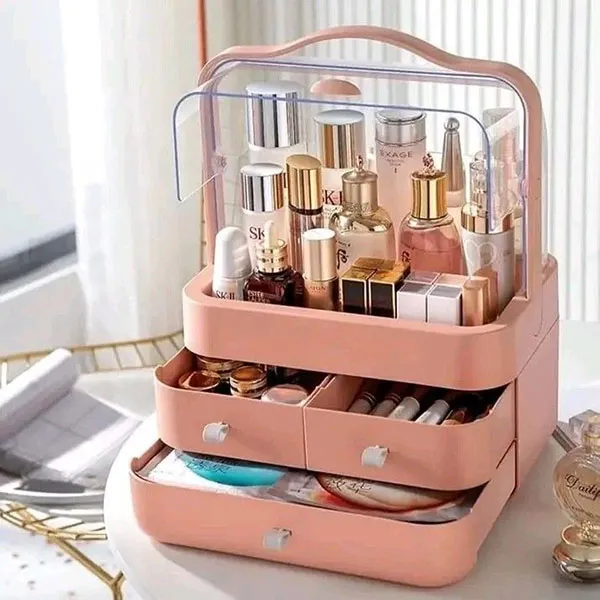 Cosmetics arrangement 12