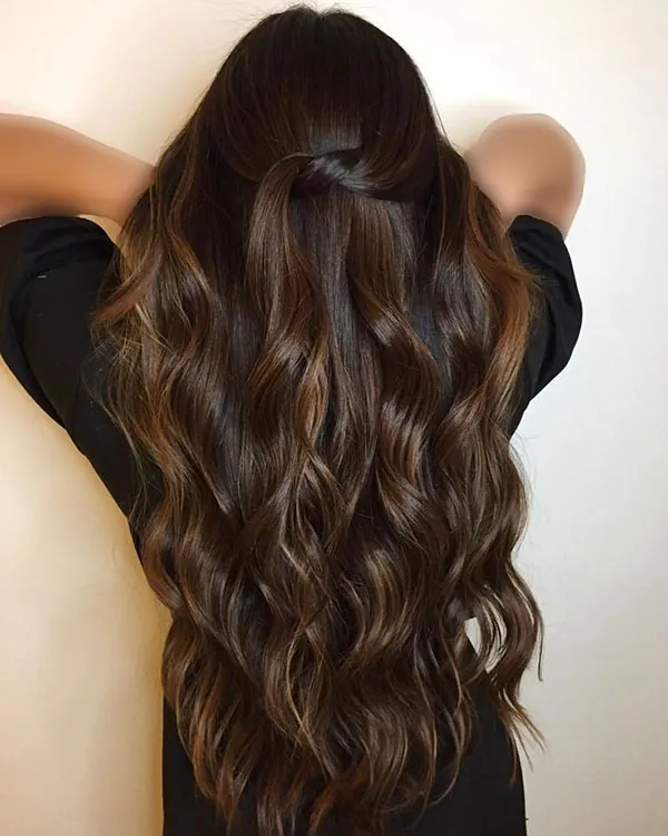 32 مدل رنگ مو قهوه ای شکلاتی تیره؛ ترند محبوب پاییز و زمستون 😍 12 Dark chocolate brown hair color 11