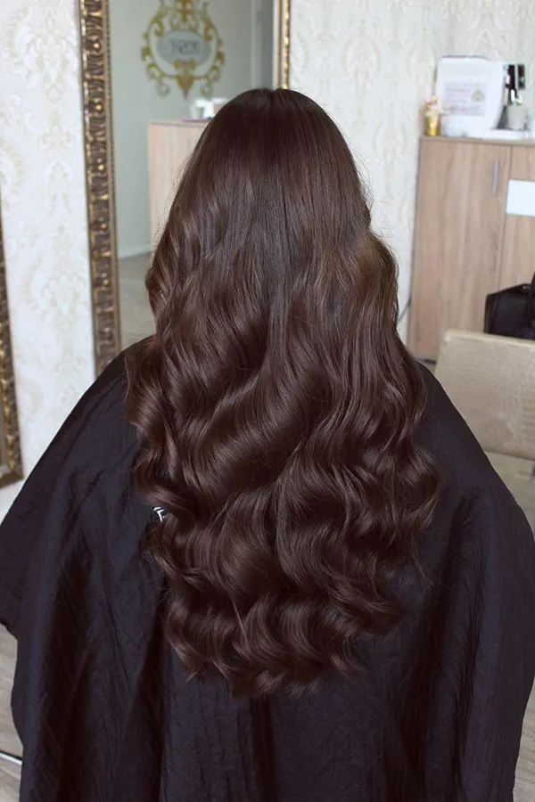 32 مدل رنگ مو قهوه ای شکلاتی تیره؛ ترند محبوب پاییز و زمستون 😍 8 Dark chocolate brown hair color 6
