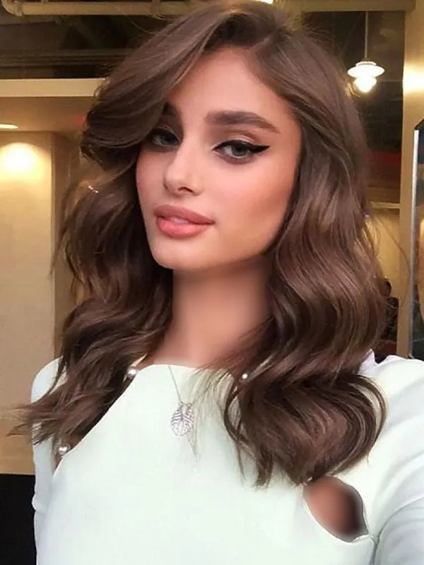 32 مدل رنگ مو قهوه ای شکلاتی تیره؛ ترند محبوب پاییز و زمستون 😍 11 Dark chocolate brown hair color 7