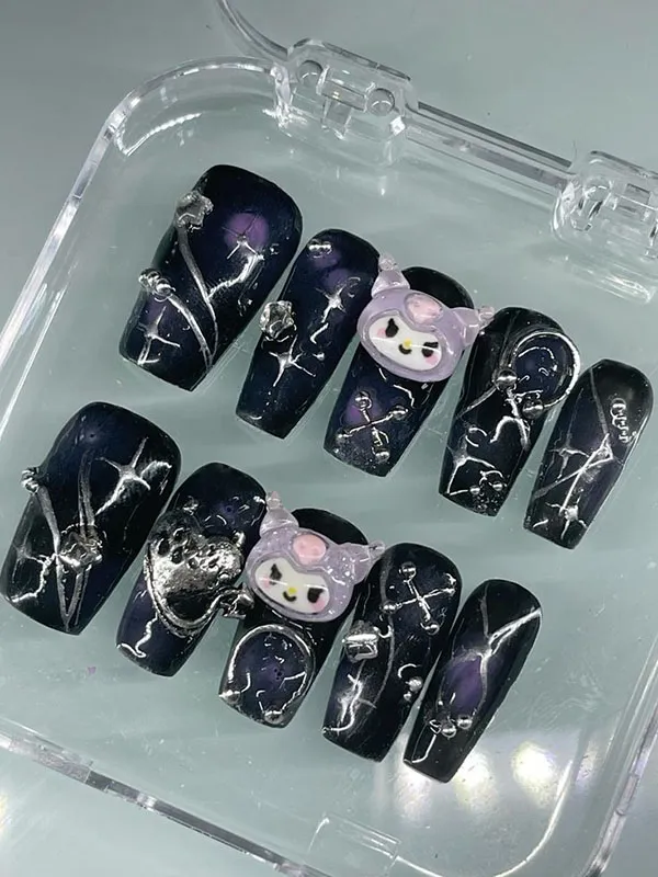 Dark chrome nail design 28