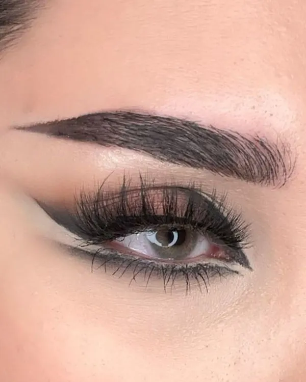 Dark eye makeup 21